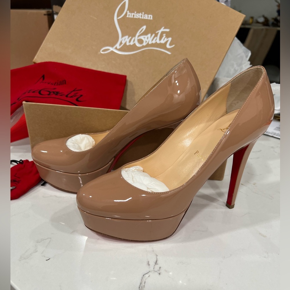 Christian Louboutin Bianca Patent Nude heels size 37.5/ 7